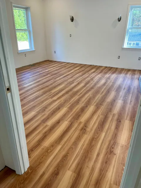 work photo from simplywoodfloorsma.com