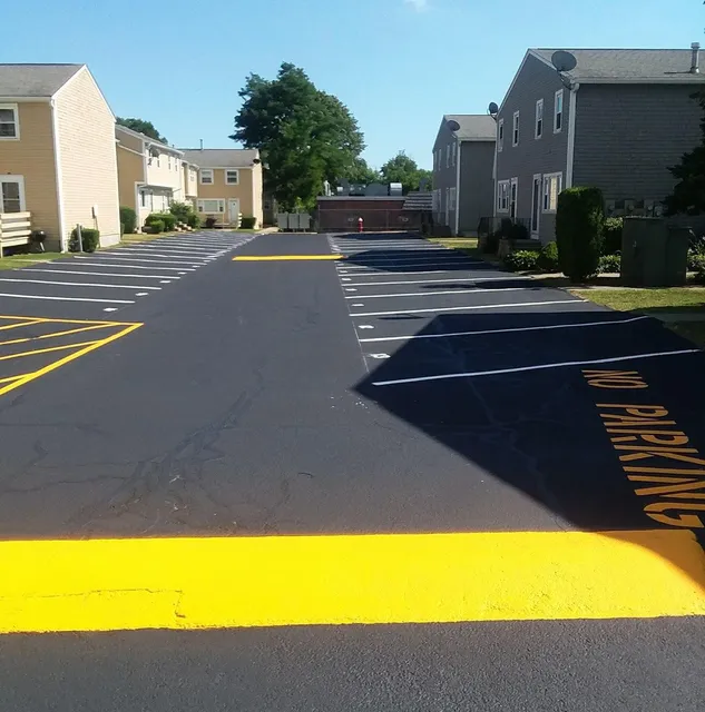 Vasquez Sealcoating LLC work photo