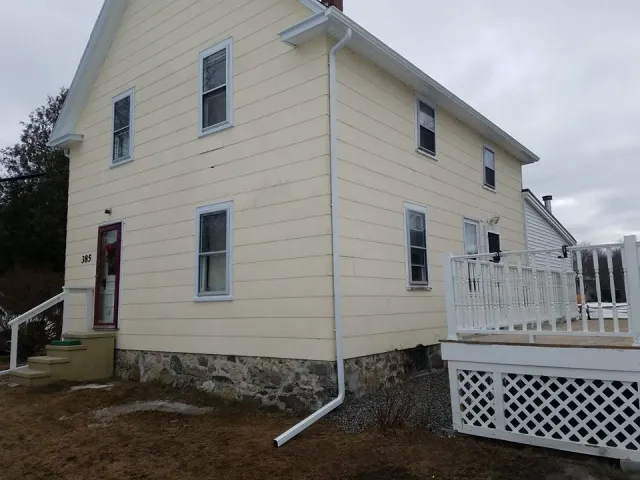 seamless gutter installation