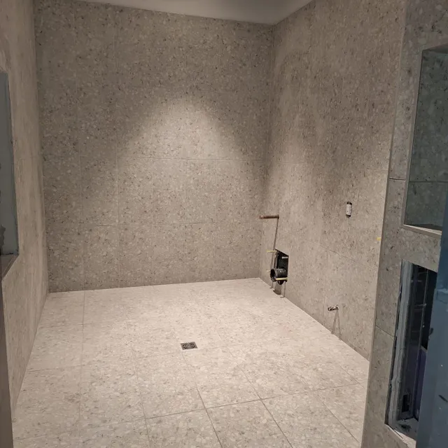 work photo from srtileandfloors.com