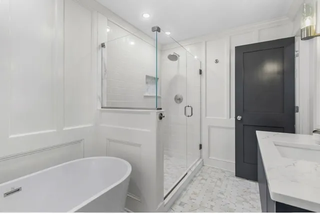 Master Tile Kitchen & Bath + Maestro Renovation Pro LLC work photo
