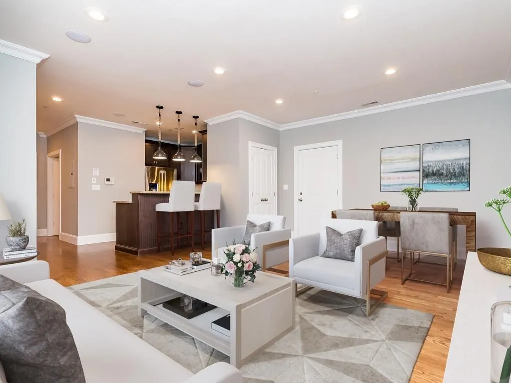 Full Circle Realty