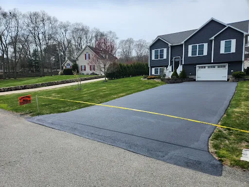 Charlie’s Sealcoating and Asphalt Repair work photo
