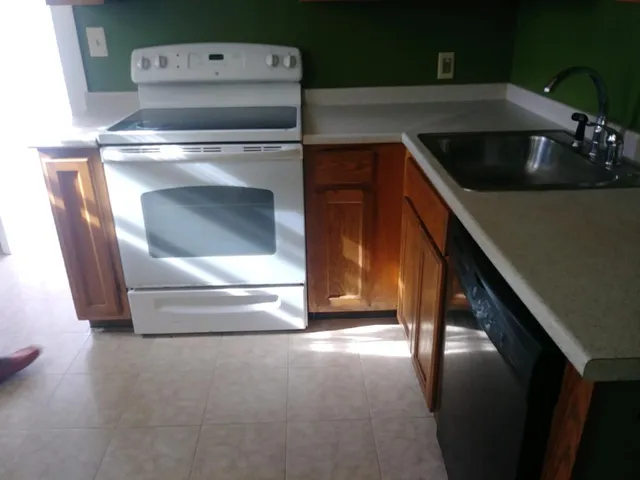 Premium Cleaning & Services LLC