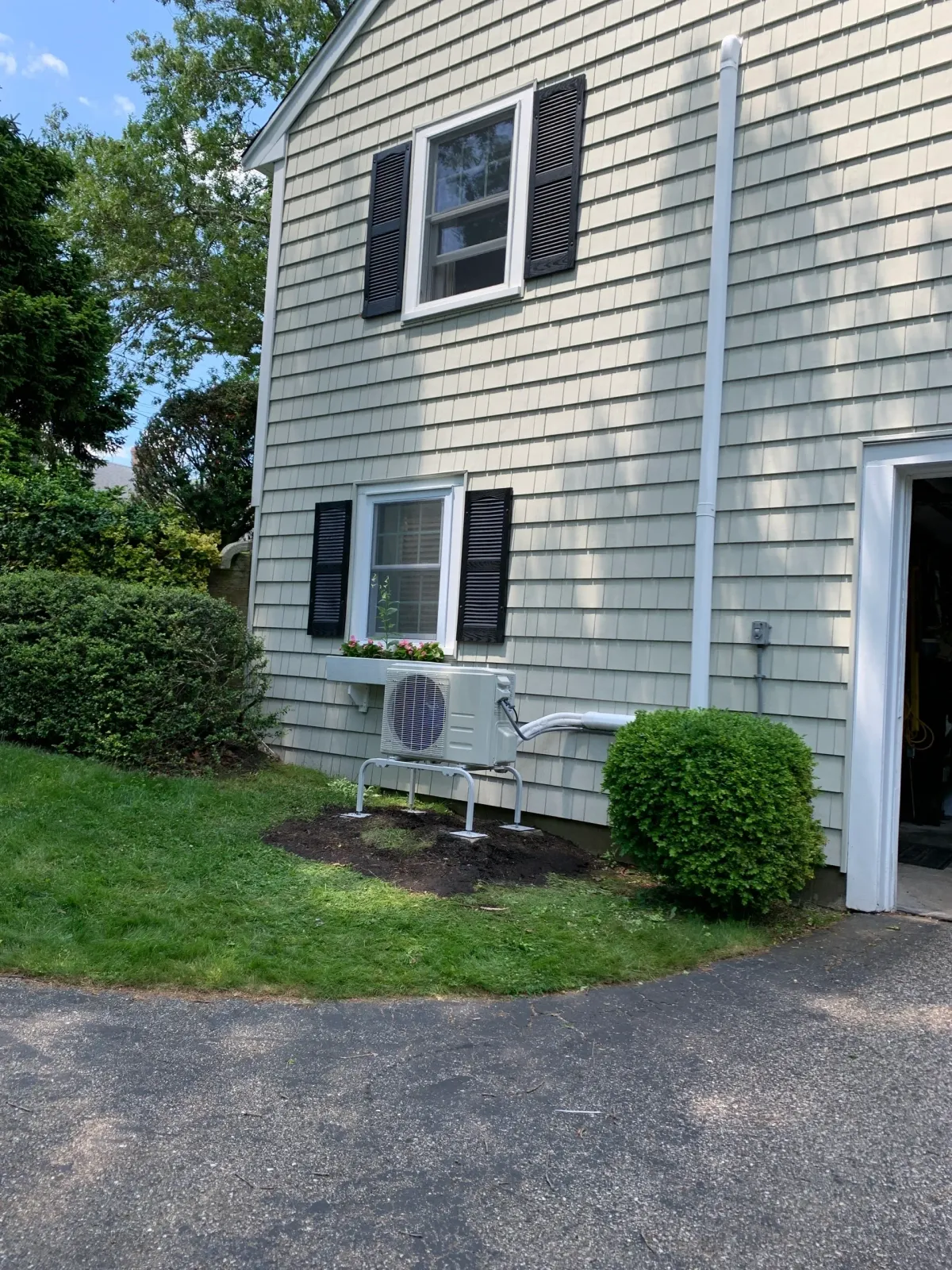 work photo from uppercapeheatingandcooling.com