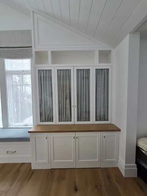 Custom-made built-ins