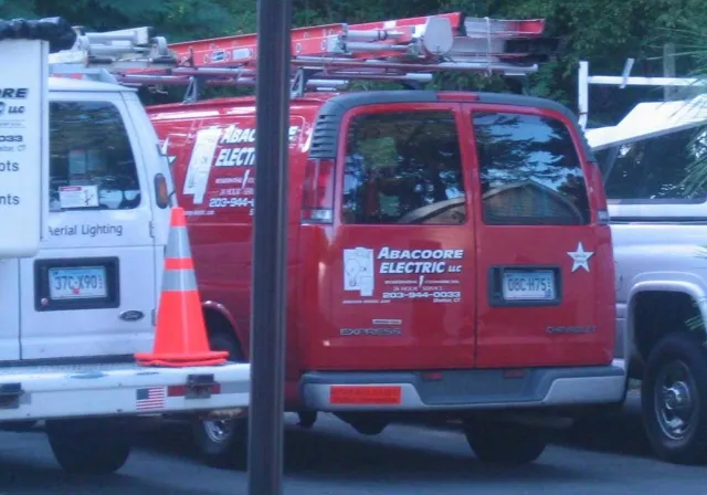 commercial-electrical-landscape