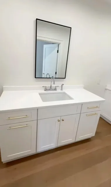 work photo from budgetkitchencabinetscapecod.com