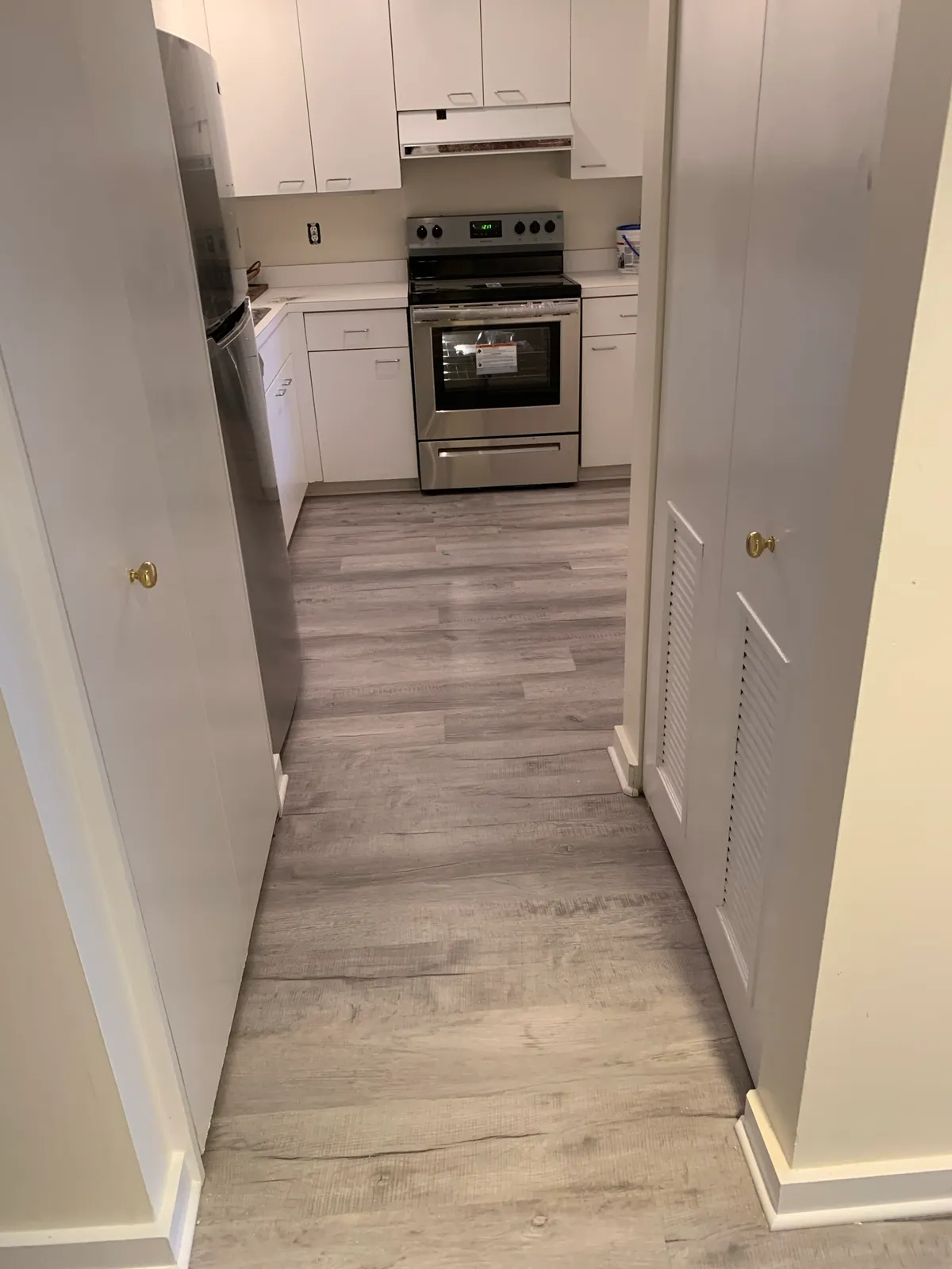 Glorious Flooring LLC