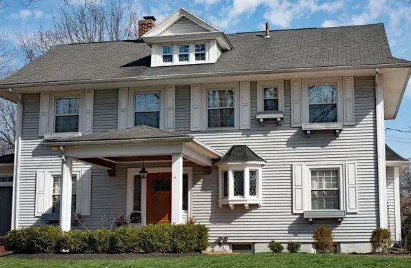 work photo from angeloswindowsandsiding.com