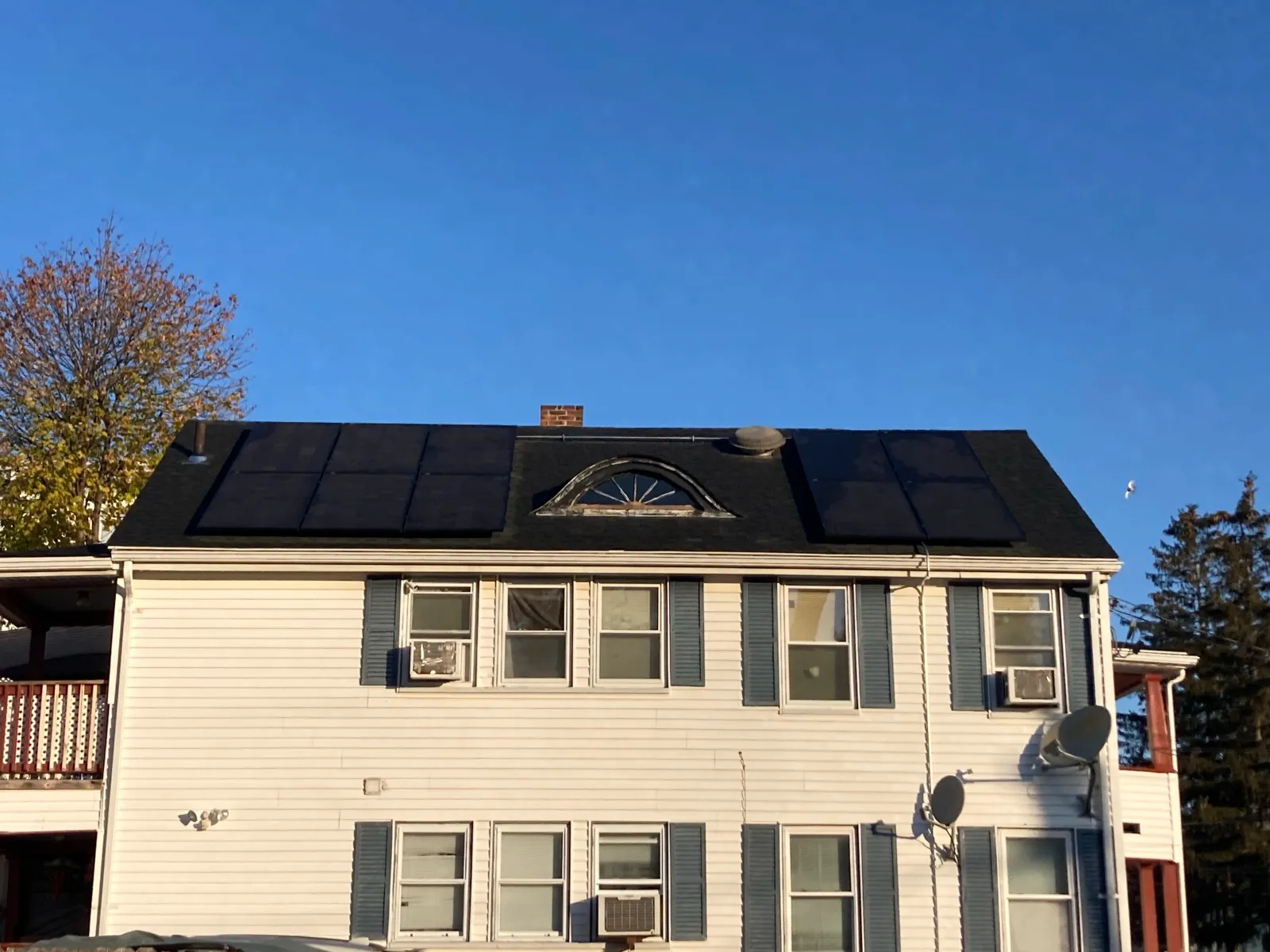work photo from solgridsolar.com