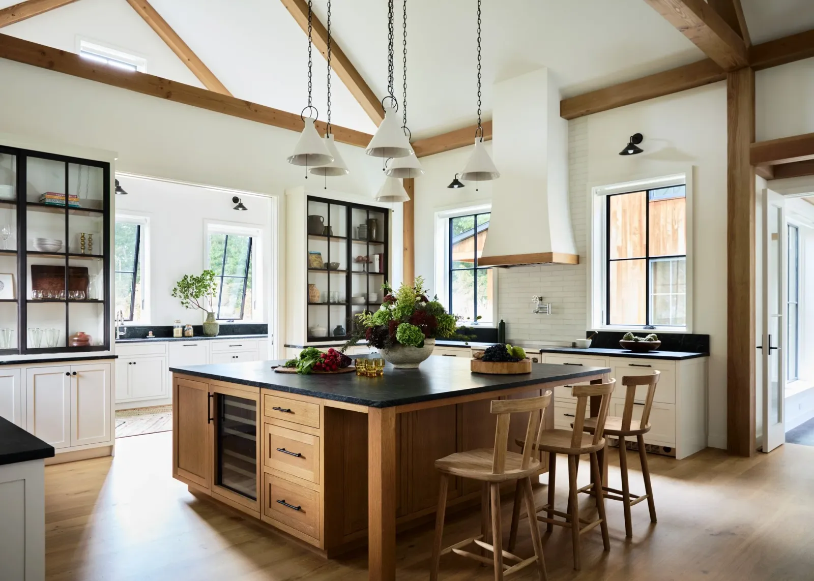 Kitchen2.jpg