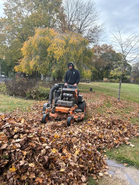 Landscaping & Hardscaping company Dibs Landscaping LLC in Cheshire, CT
