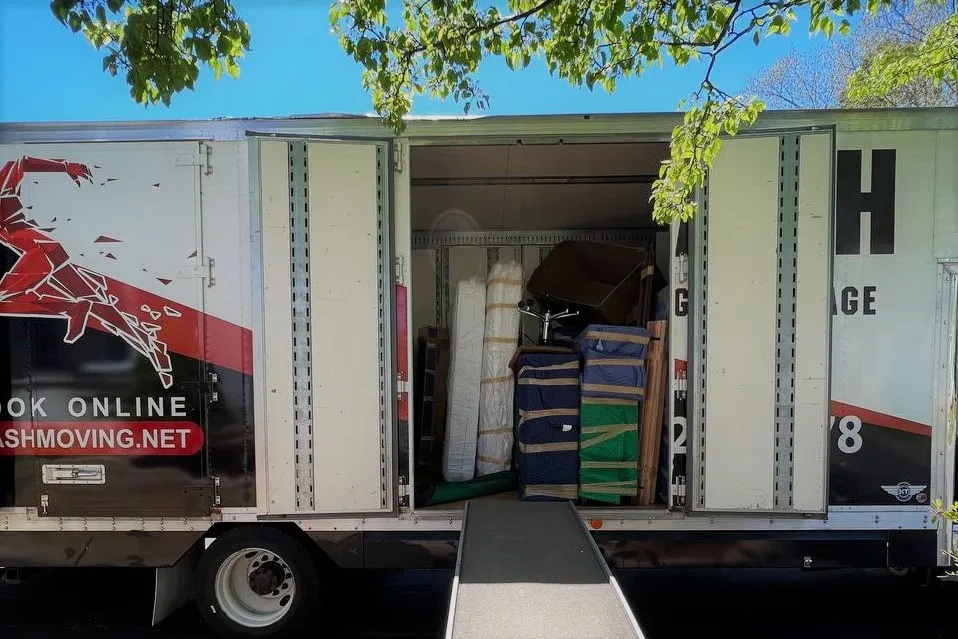 Flash Moving & Storage - Boston Movers