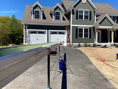 Cutting gutters for home installation