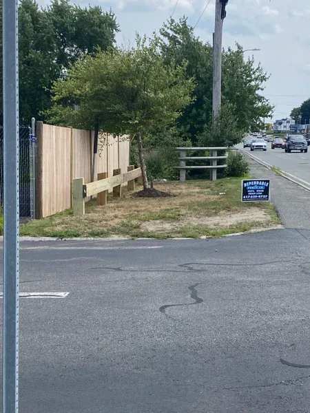 work photo from dependable-fence-company.com