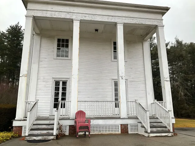 Amherst Golf Course Meeting House Renovation