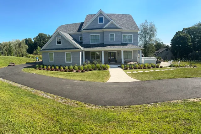 Bollinger Landscaping LLC work photo