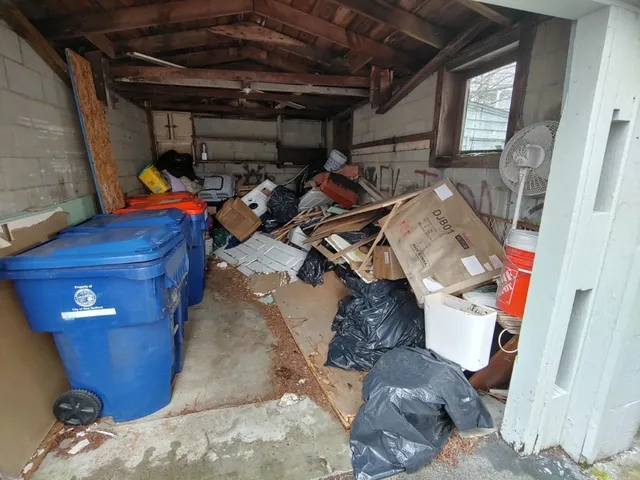 work photo from rustysjunkremoval.com