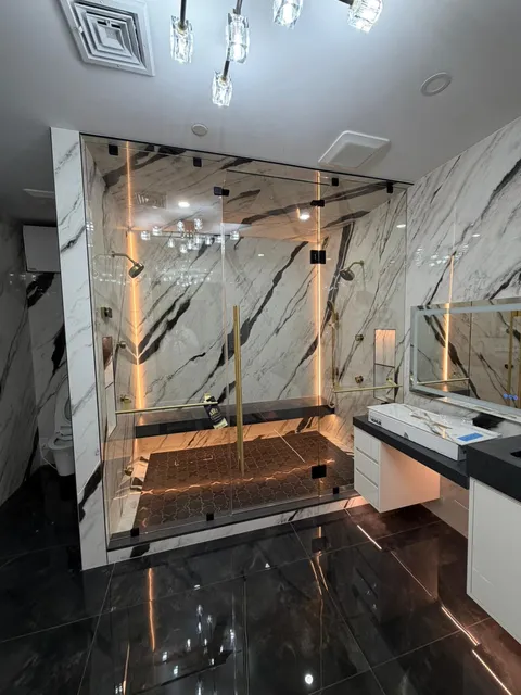 Glass by Crowne