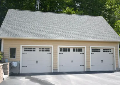 3 Car Detached Garage