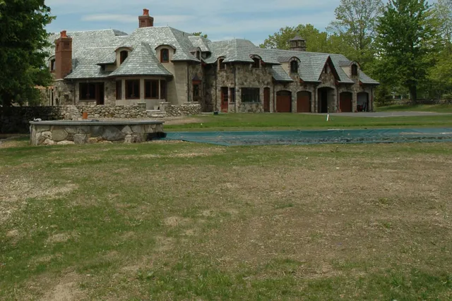 work photo from exteriors.com