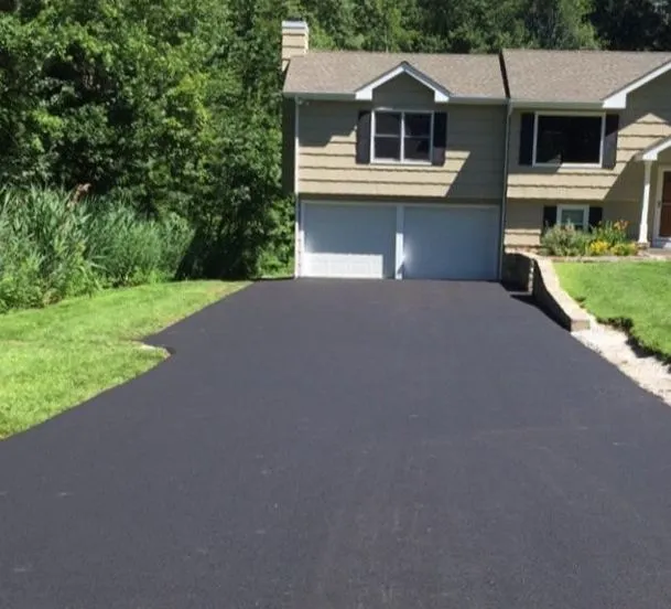 Connecticut Asphalt Paving of Waterbury work photo