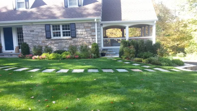 work photo from morettidrivewaypavingandpatios.com