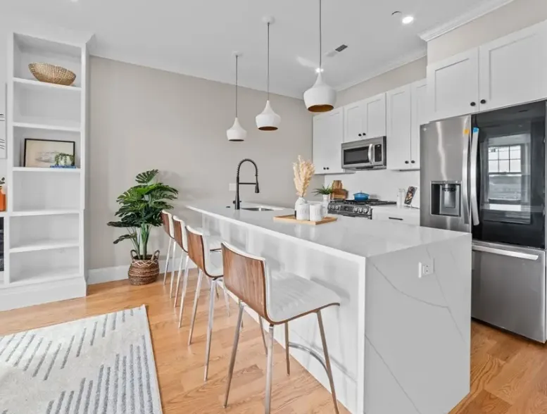 Jessica Later & JL+CoRE - Real Estate & Property Management Agency