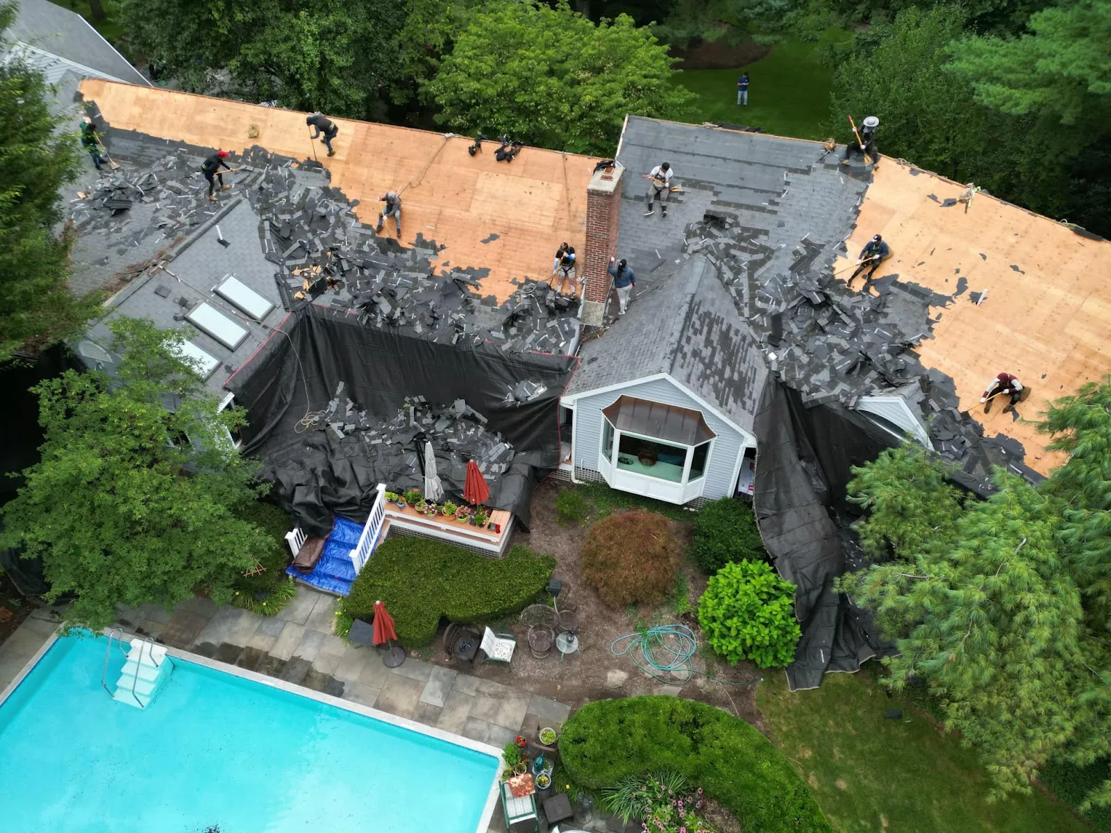 H&R ROOFING