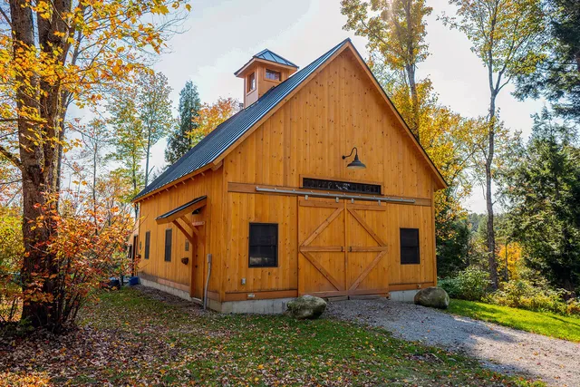 Timber Frame Barn in East Montpelier, VT