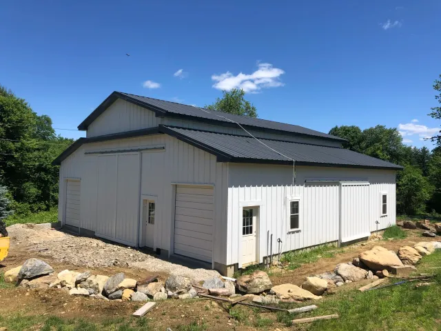48 x 48 Barn