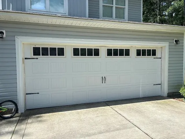 Bold Garage Doors work photo