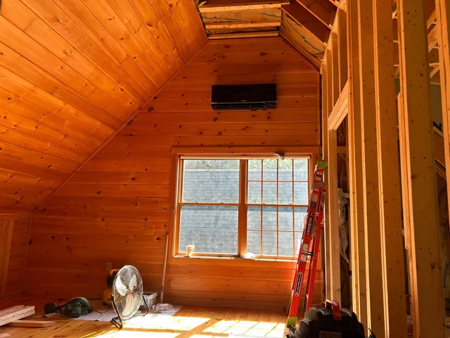 Log Cabin — Black Unit