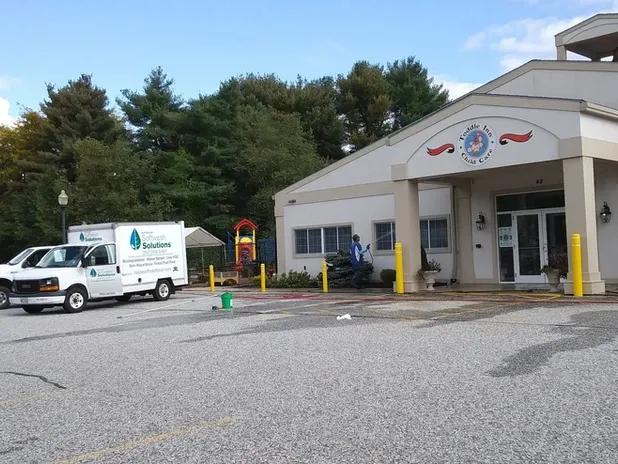 work photo from mainesoftwashpros.com