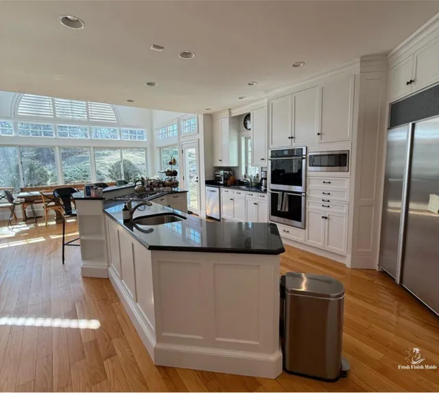 FRESH FINISH MAIDS work photo