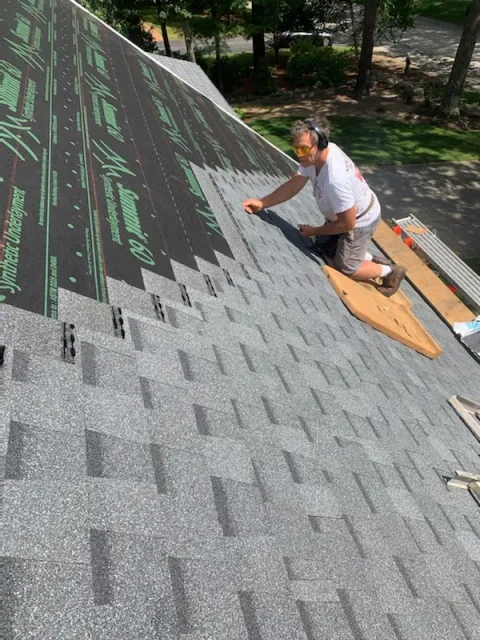 work photo from newenglandroofingri.com