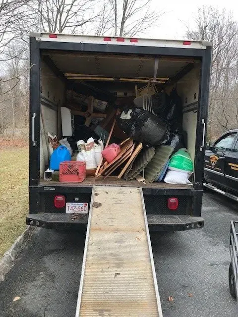 work photo from wasteawayjunkremoval.com