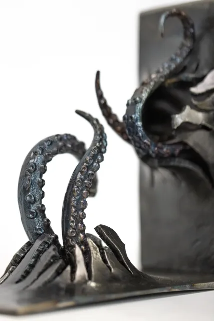 Kraken Bookend