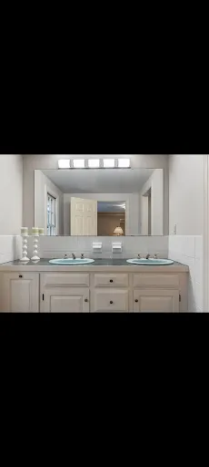 Review photo by Becky Hammond