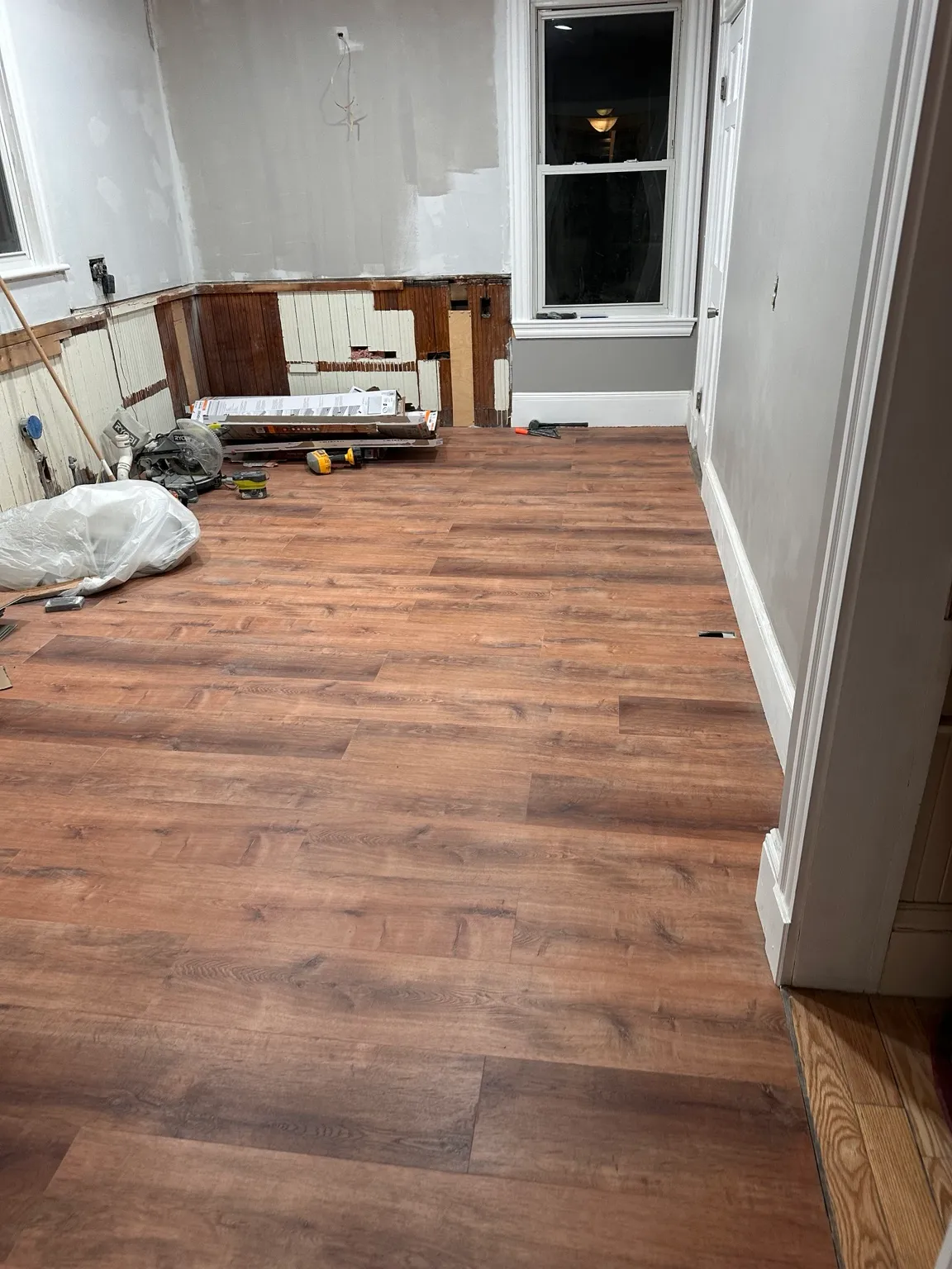 FLOORING INSTALLATION