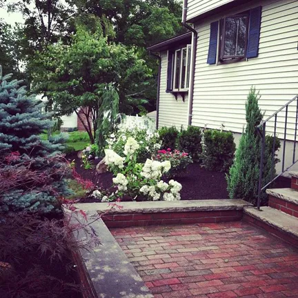 work photo from lopeslandscaping.com