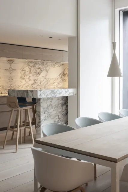 Minimal Luxury Kitchen