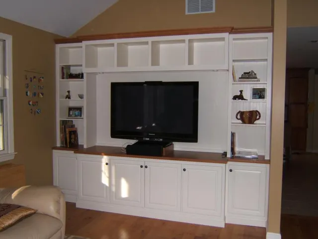 work photo from everettcustomwood.com
