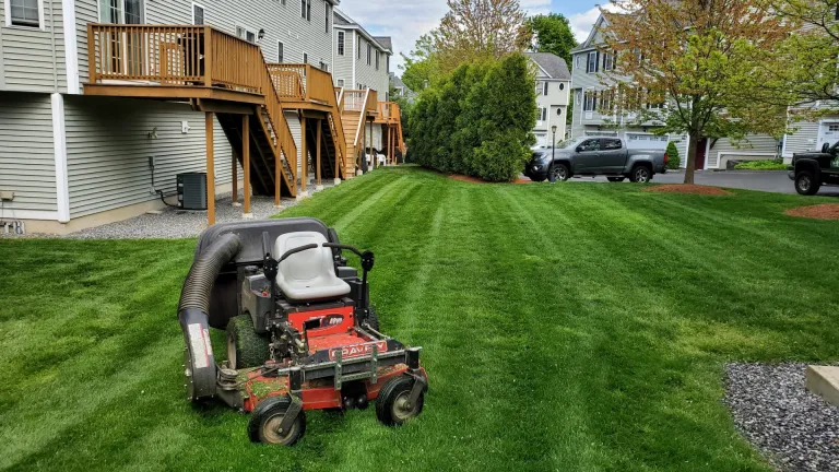 work photo from easywaylandscaping.com