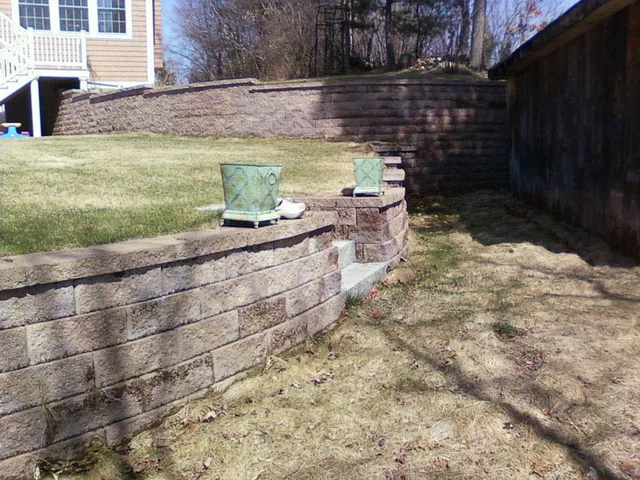 work photo from sandslandscapingnh.com