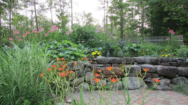work photo from dejohnlandscaping.com