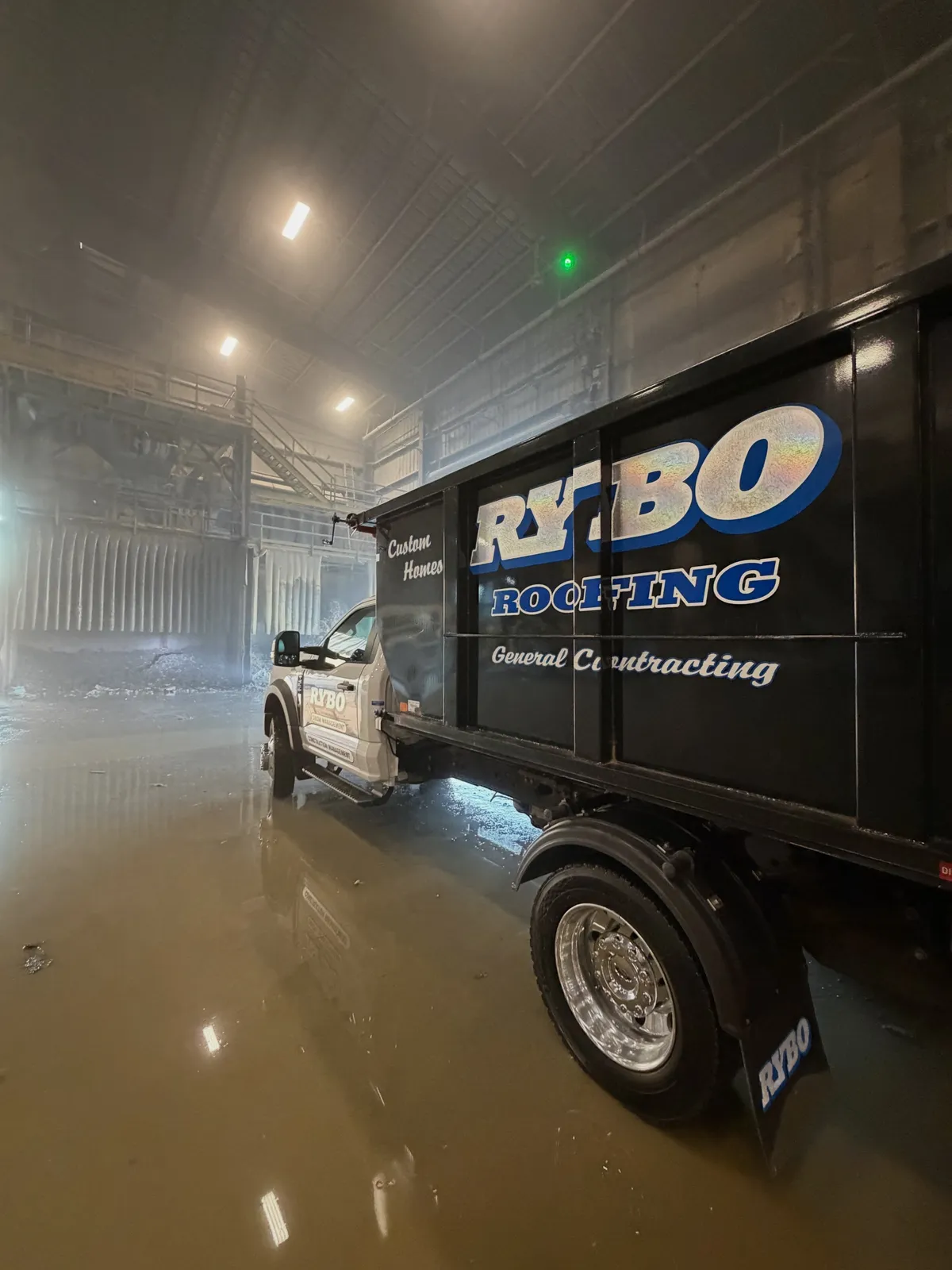 Evening dump run after a day of live loading. we love how the truck looks inside the dump facility. #FordF550 #switchngo #GeneralContractor #worktrucks