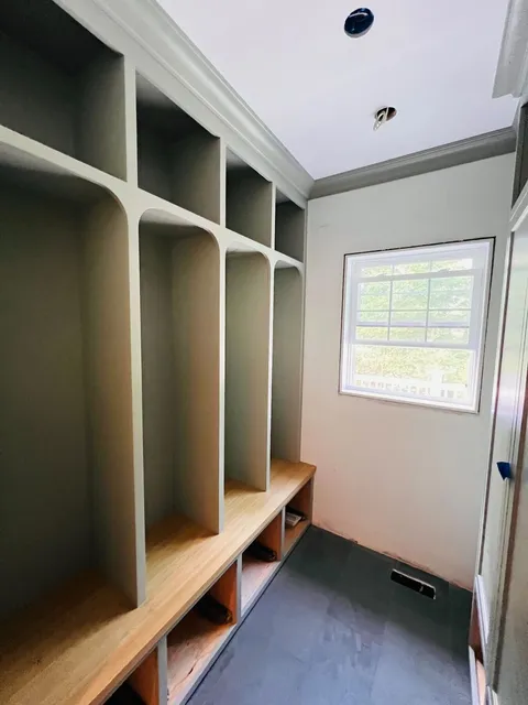 work photo from signaturefinishcarpentryinc.com
