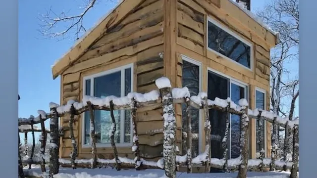 CAPECODTREEHOUSE work photo